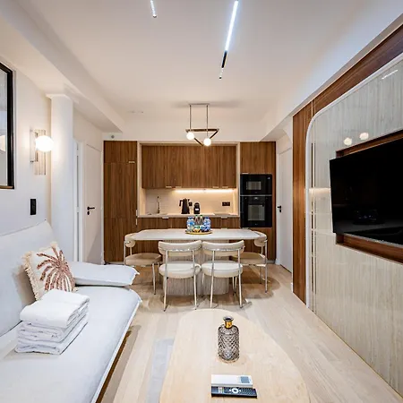 New 6 People - Saint Germain Notre-dame#ac